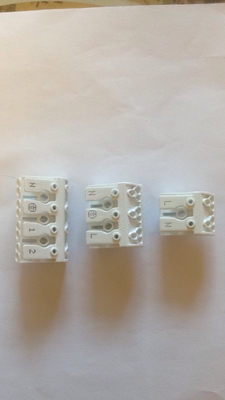 Chine 593 marchandises 2P, 3P, 4P, connecteurs légers de seriers de TB de 5P LED fournisseur