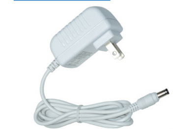 Chine Entrée 100-240VAC d'adaptateur de puissance 50/60 hertz -0.3A. Sortie 9V 12V 6V 5V 1000 mA fournisseur